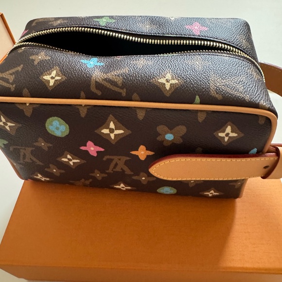 Louis Vuitton Multicolor Monogram Pouch - Picture 1 of 13